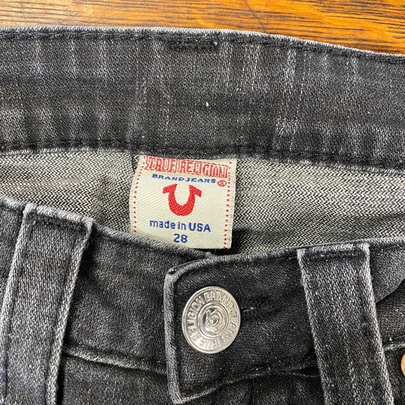 True Religion - Picture 2 of 4